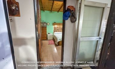 Casa de 6 ambientes  138 m² en venta c/ cochera en Temperley
