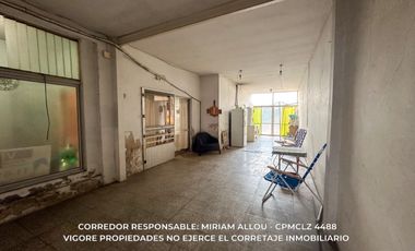 Casa de 6 ambientes  138 m² en venta c/ cochera en Temperley