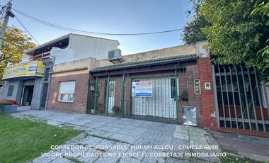 Casa de 6 ambientes  138 m² en venta c/ cochera en Temperley