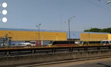 Bodega en renta de 11,000 m2 en Cuauhtémoc/Santa Maria La Ribera