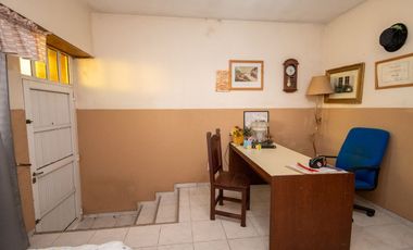 CASA EN LAPRIDA 3735- BARRIO 7 JEFES - SANTA FE