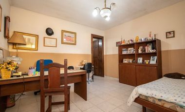 CASA EN LAPRIDA 3735- BARRIO 7 JEFES - SANTA FE