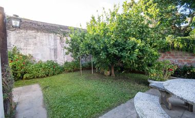 CASA EN LAPRIDA 3735- BARRIO 7 JEFES - SANTA FE