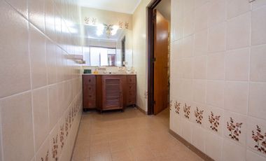 Venta Casa Excelente ubicación !! 4 Dormitorios