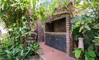 Venta Casa Excelente ubicación !! 4 Dormitorios