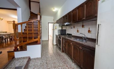 Venta Casa Excelente ubicación !! 4 Dormitorios