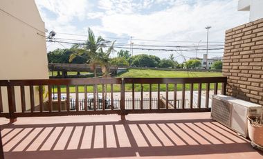 Venta Casa Excelente ubicación !! 4 Dormitorios