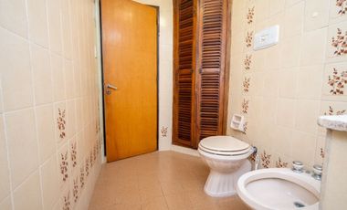 Venta Casa Excelente ubicación !! 4 Dormitorios