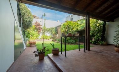 Venta Casa Excelente ubicación !! 4 Dormitorios