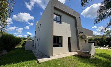 AIRES DE LLANO A DOS CUADRAS DEL INGRESO