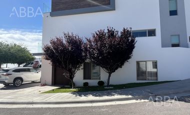 Departamento en renta de una planta en vistas de las lomas
