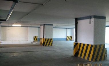 Edificio Comercial completo en renta