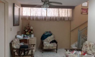 Casa de uso Comercial en Renta, Col. Linda Vista