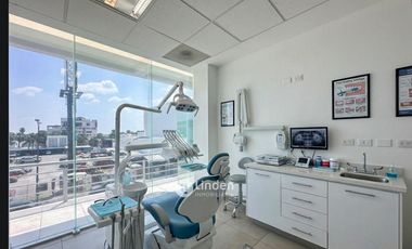 CONSULTORIOS EN RENTA EN PLAZA PABELLON LOMAS, ZONA TLAXCALANCINGO, PUEBLA.