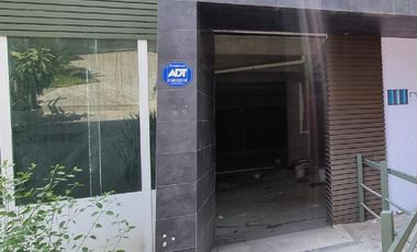 Amplio Local en Renta sobre Av Rio Mayo