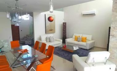 PUNTA TIBURON, Casa en VENTA o RENTA totalmente amueblada con sala de TV y 3 recamaras