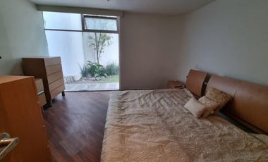 Suite en Lomas Country Club en Renta con vista al jardin / ideal para parejas!!