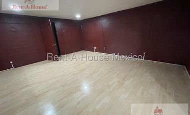 Edificio Comercial en Renta en Naucalpan de Juarez, Ciudad Satelite AM. 26-2425
