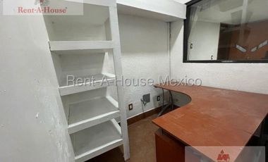 Edificio Comercial en Renta en Naucalpan de Juarez, Ciudad Satelite AM. 26-2425