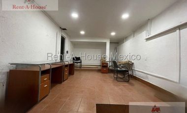 Edificio Comercial en Renta en Naucalpan de Juarez, Ciudad Satelite AM. 26-2425