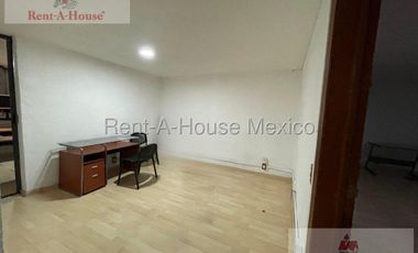 Edificio Comercial en Renta en Naucalpan de Juarez, Ciudad Satelite AM. 26-2425