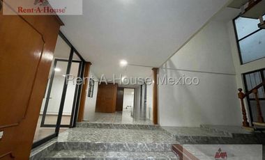 Edificio Comercial en Renta en Naucalpan de Juarez, Ciudad Satelite AM. 26-2425