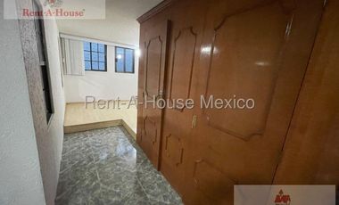 Edificio Comercial en Renta en Naucalpan de Juarez, Ciudad Satelite AM. 26-2425