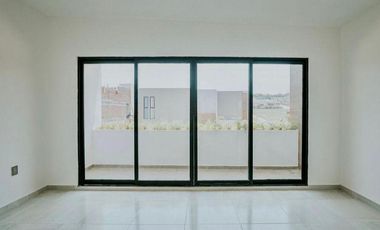PUNTA TIBURON, Casa en VENTA con terraza, jardin, sala de TV y cuarto de servicio
