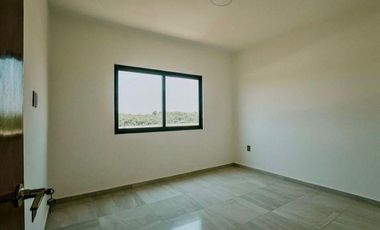 PUNTA TIBURON, Casa en VENTA con terraza, jardin, sala de TV y cuarto de servicio