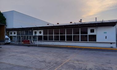 Bodega en renta de 2,500 m2 en Vallejo