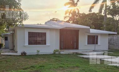 CASA-OFICINA EN RENTA, IDEAL PARA TU NEGOCIO EN CARMEN, CAMPECHE
