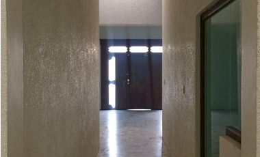 CASA-OFICINA EN RENTA, IDEAL PARA TU NEGOCIO EN CARMEN, CAMPECHE