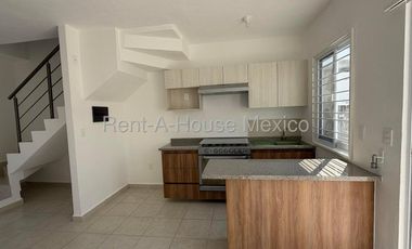Cómoda Casa en Res, Héroes de Veracruz Col. Aeropuerto Ver.