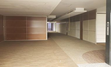 Edificio de oficinas/Comercial en renta en Lomas de Chapultepec de 1,400 m2