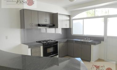 CASA EN RENTA- Condominio Residencial Claustros del Rio