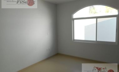 CASA EN RENTA- Condominio Residencial Claustros del Rio