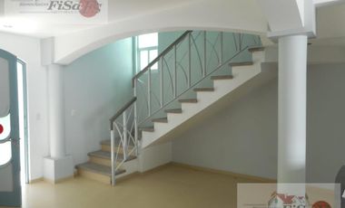 CASA EN RENTA- Condominio Residencial Claustros del Rio