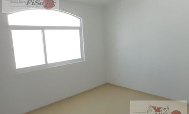 CASA EN RENTA- Condominio Residencial Claustros del Rio