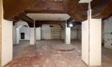 RENTA PARA LOCAL COMERCIAL O RESTAURANTE SOBRE INSURGENTES SAN ANGEL PLANTA BAJA