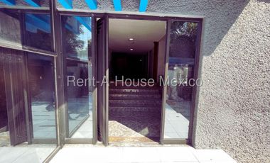 Edificio Corporativo en Renta en Naucalpan de Juarez Ciudad Satelite VE 26-2425