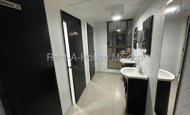 Edificio Corporativo en Renta en Naucalpan de Juarez Ciudad Satelite VE 26-2425