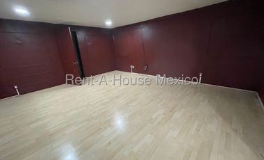 Edificio Corporativo en Renta en Naucalpan de Juarez Ciudad Satelite VE 26-2425
