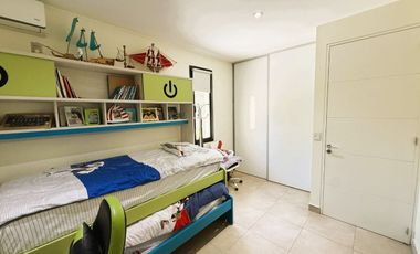 Casa 5 ambientes en venta, Santa maria de los oliv