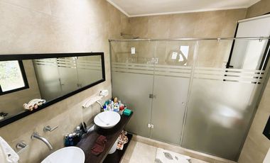 Casa 5 ambientes en venta, Santa maria de los oliv