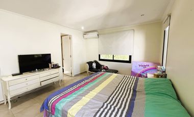 Casa 5 ambientes en venta, Santa maria de los oliv