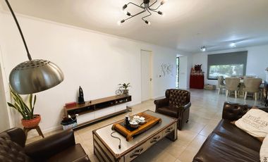 Casa 5 ambientes en venta, Santa maria de los oliv