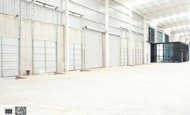 Renta Naves Industriales (5,556m2) Zona Aeropuerto Qro, Qro76 $32,224usd