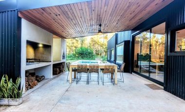 VENTA CASA 2 DORMITORIOS PILETA CAMPO TIMBÓ