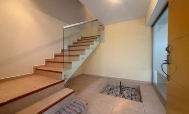 En Renta Casa en condominio