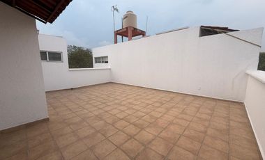 En Renta Casa en condominio